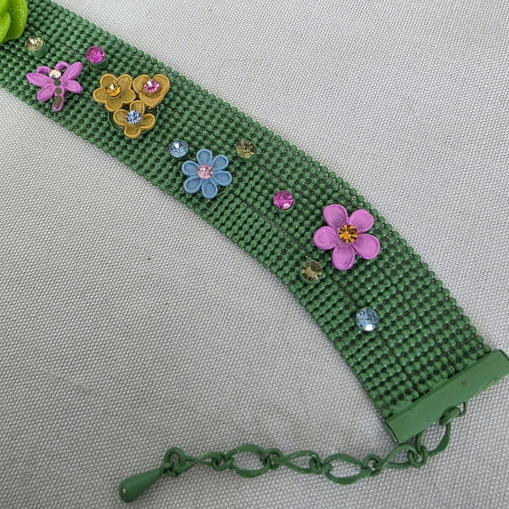 Green Mesh Floral Garden Choker Necklace - Picture 6 of 8